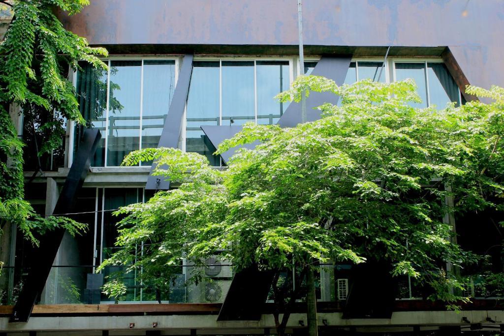 Thrive The Hostel : Patpong By The Belle Bangkok Exterior foto