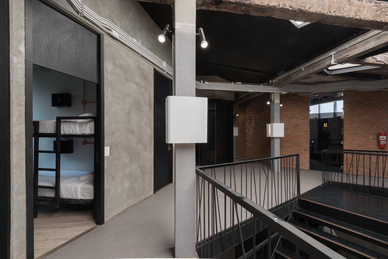 Thrive The Hostel : Patpong By The Belle Bangkok Exterior foto