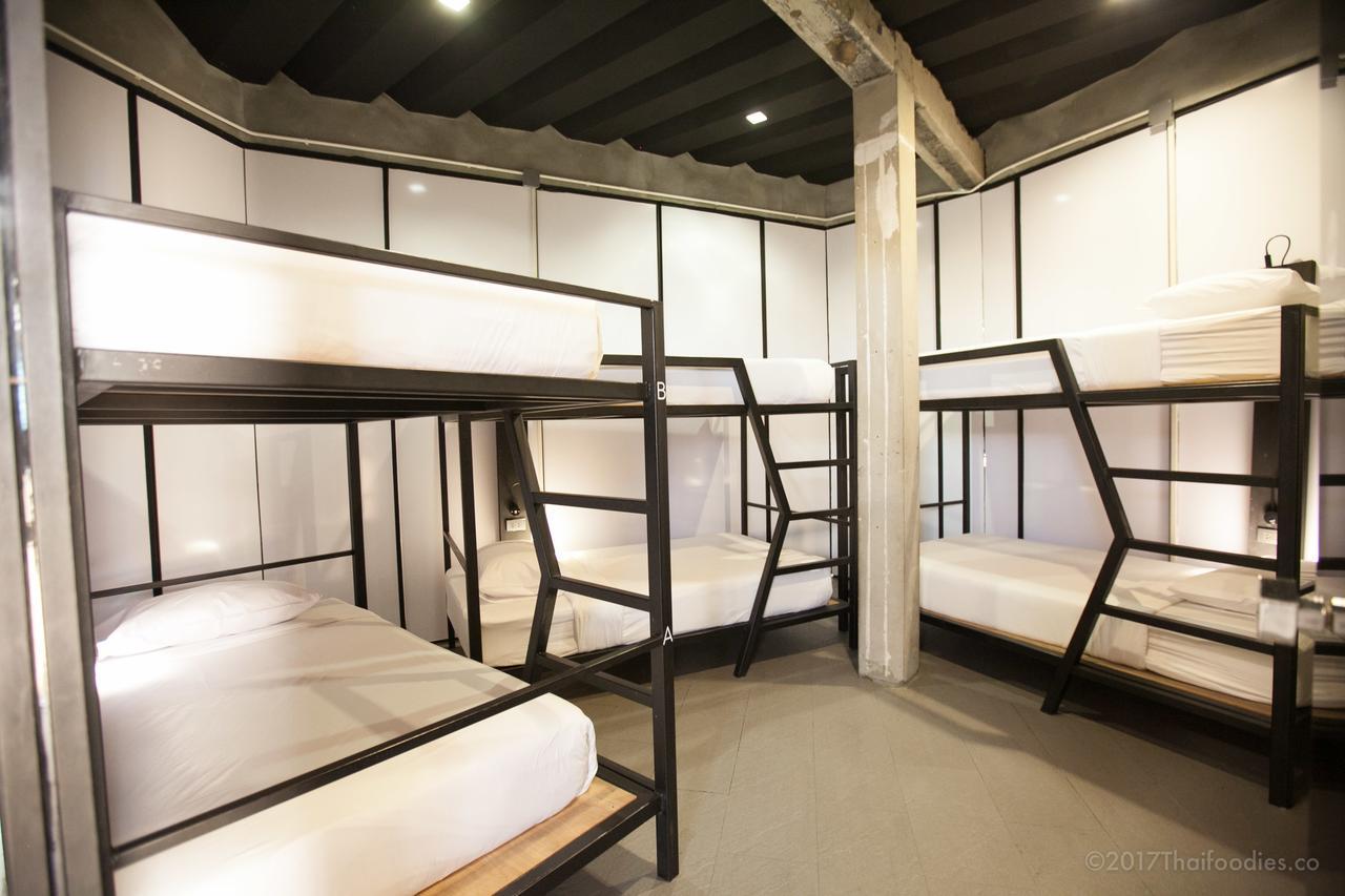 Thrive The Hostel : Patpong By The Belle Bangkok Exterior foto